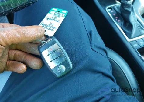 2018 Kia Sportage Ex z USA, uszkodzony, nr VIN KNDPNCAC8J7390445